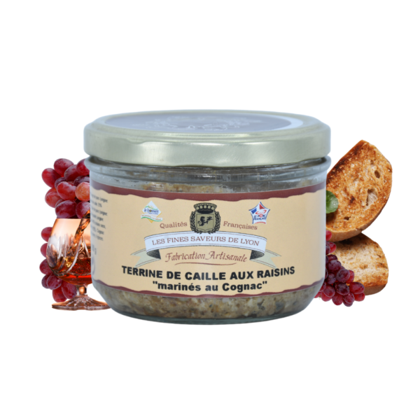 Montrer le produit de notre épicérie salée : la terrine de caille aux raisins marinés au Cognac, produite par les fines saveurs de Lyon